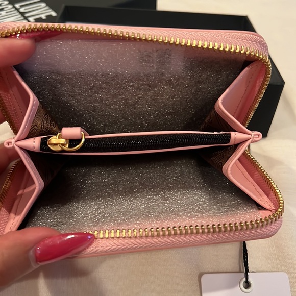 MOSCHINO Barbie Wallet - Picture 4 of 4